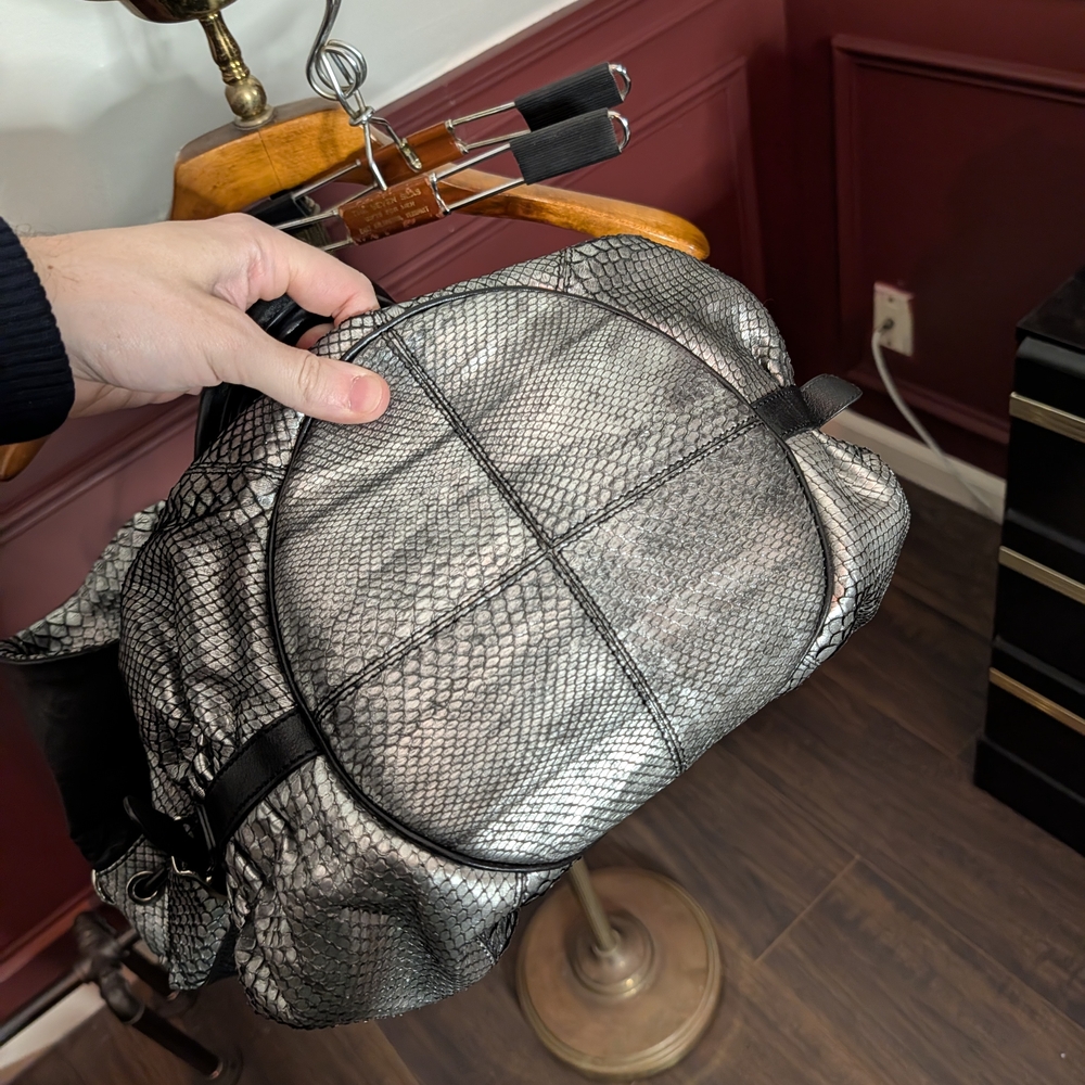 Barbara Bui Genuine Snakeskin Exotic Silver Leather Bucket Bag LARGE Italian - Picture 14 of 14